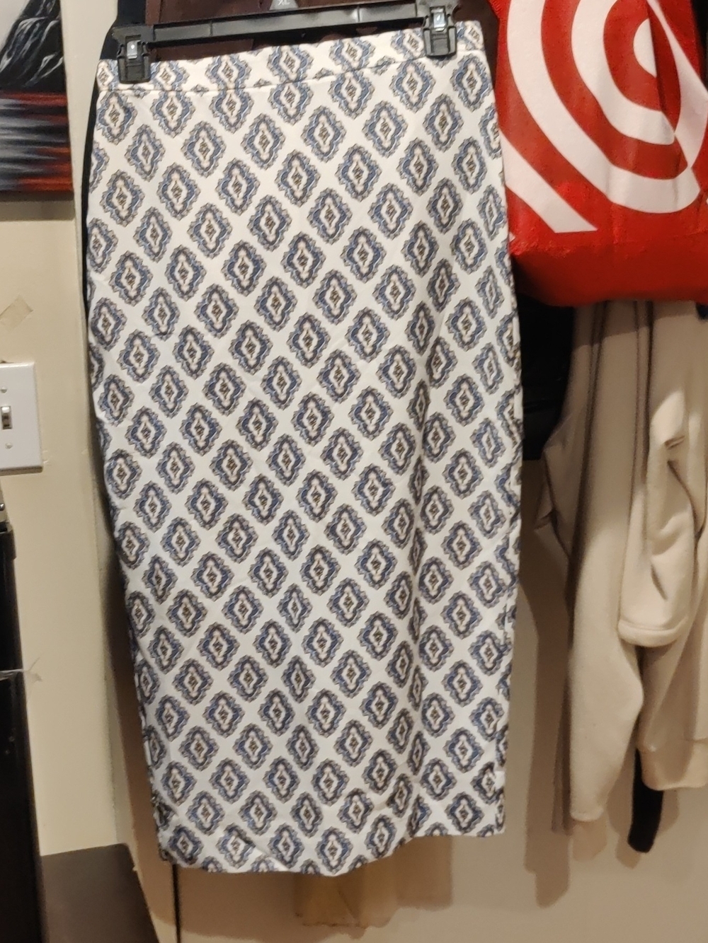 Ann Taylor Navy and White Diamond-Print Midi Skirt